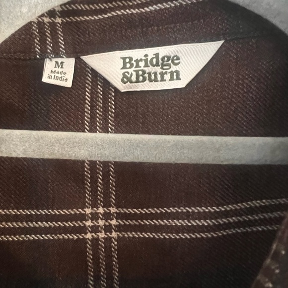NWOT Bridge & Burn plaid shirt sz M - Picture 2 of 4